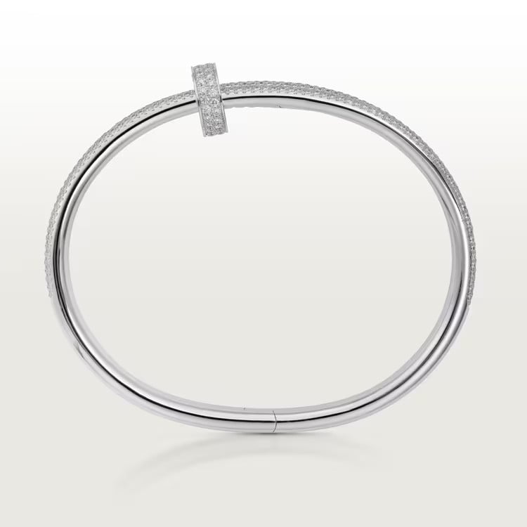 JUSTE UN CLOU BRACELET white gold, set with 624 brilliant-cut diamonds