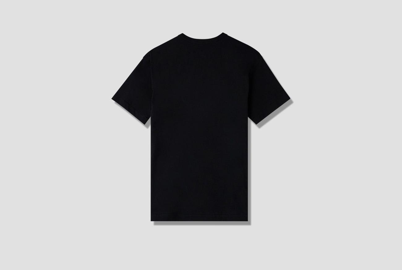 COMME DES GARCONS Red Heart Wappen Short Sleeve Tee