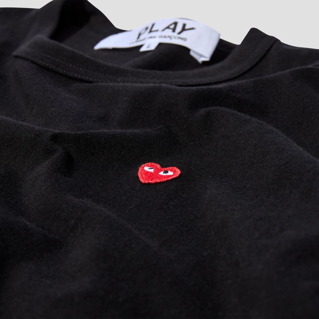 BLACK Small Red Heart Waffen Short Sleeve Tee