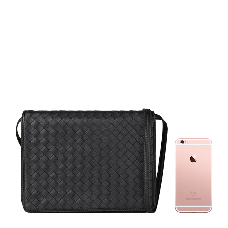 NEW BOTTEGA VENETA SHOULDER BAG