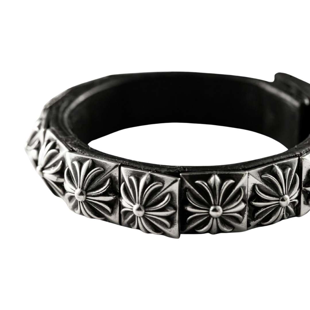 Zero Pyramid Leather Bracelet