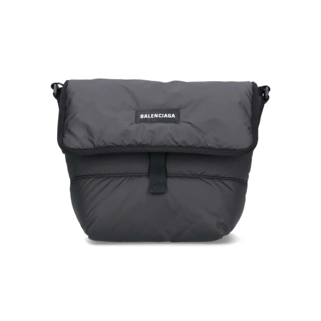 Explorer Small Messenger Bag
