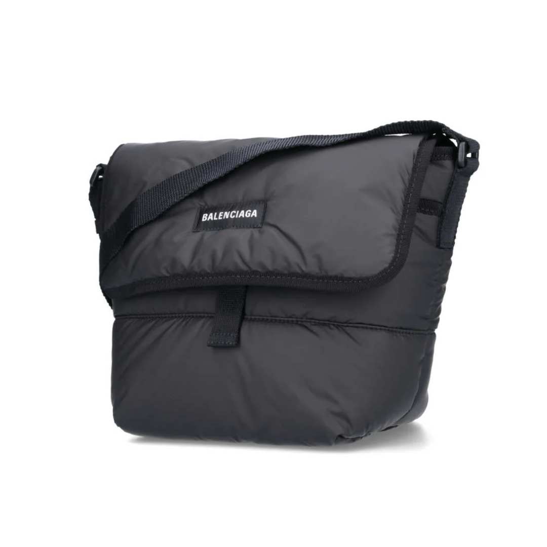 Explorer Small Messenger Bag