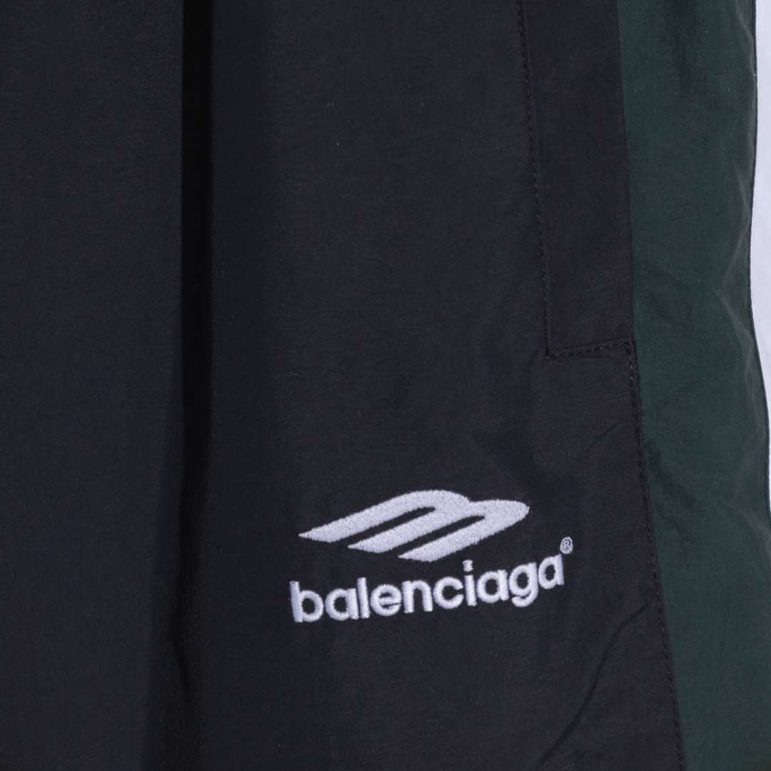 Logo-embroidered sweatpants