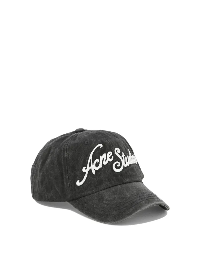 Baseball cap with logo